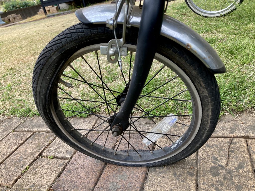 16インチ 自転車のタイヤパンク修理 – NKJの軽自動車キャンプ