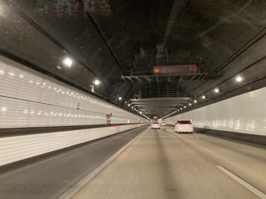 東京アクアラインのトンネル