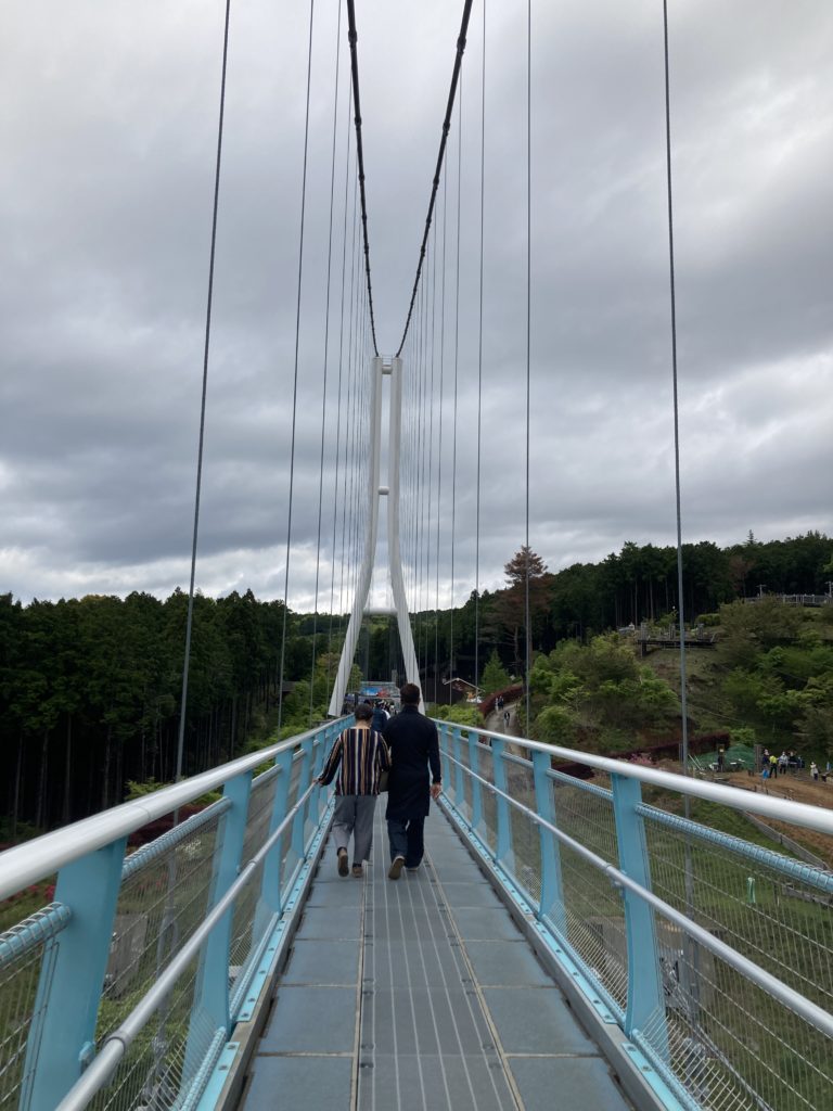 三島スカイウオークの日本一長い吊り橋を渡ってみる