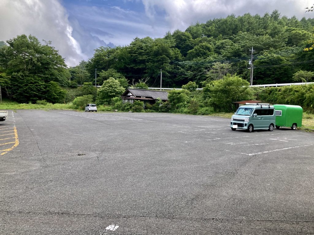榛名湖畔の宿 記念公園 駐車場の写真