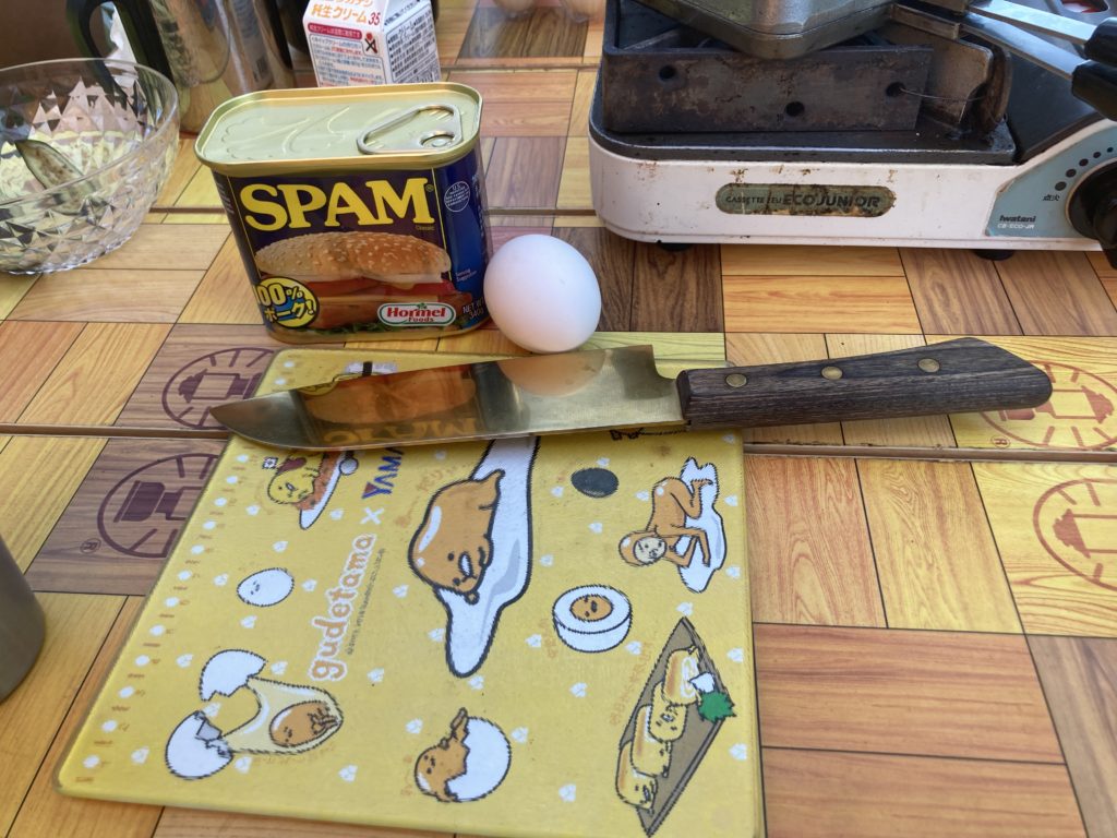 ホットサンドでスパム＆卵を作る