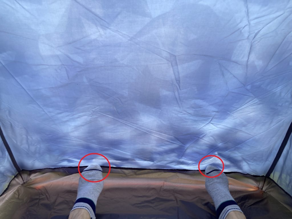 ワークマン　BASICドームテント 1人用（ネイビー）実際の寝た時のサイズ、どれほど余るか