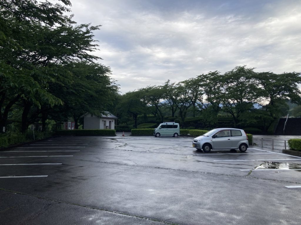 箕郷「ふれあい公園」で車中泊で利用した駐車場