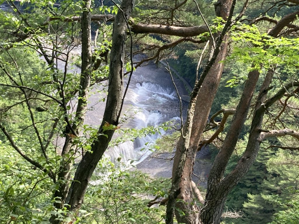 幌第一観瀑台からの吹割の滝
