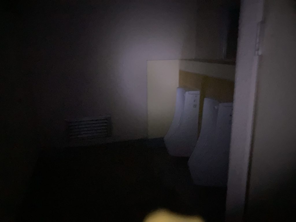 （無料）赤城公園キャンプ場のトイレの夜は真っ暗