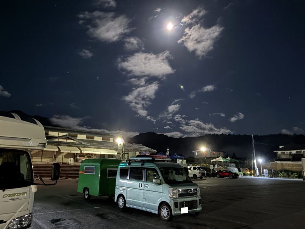 道の駅　木曾駒高原　夜