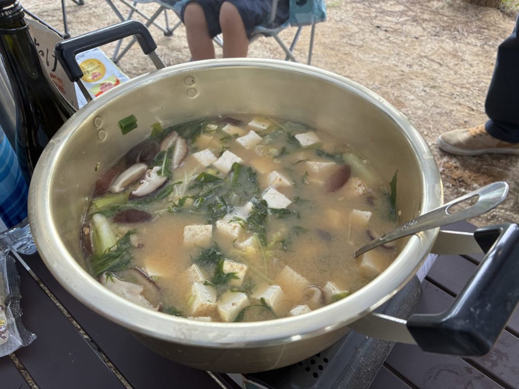 バーベキュー　味噌汁