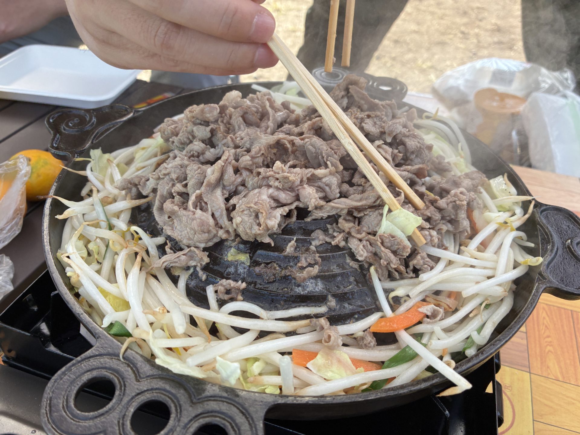 ジンギスカン鍋