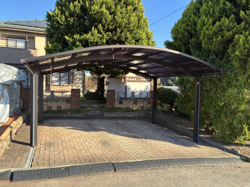 昭和アルミのカーポートの高さ調整DIYで20cmアップ(自己責任)の作業前