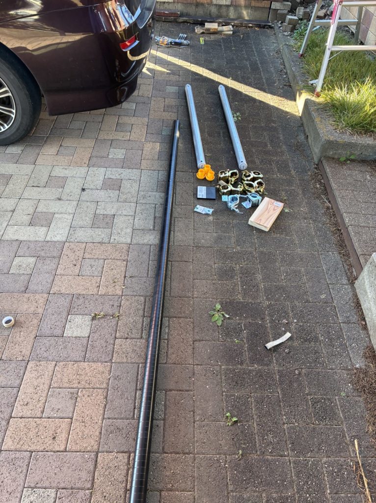 昭和アルミのカーポートの高さ調整DIYで20cmアップ(自己責任)