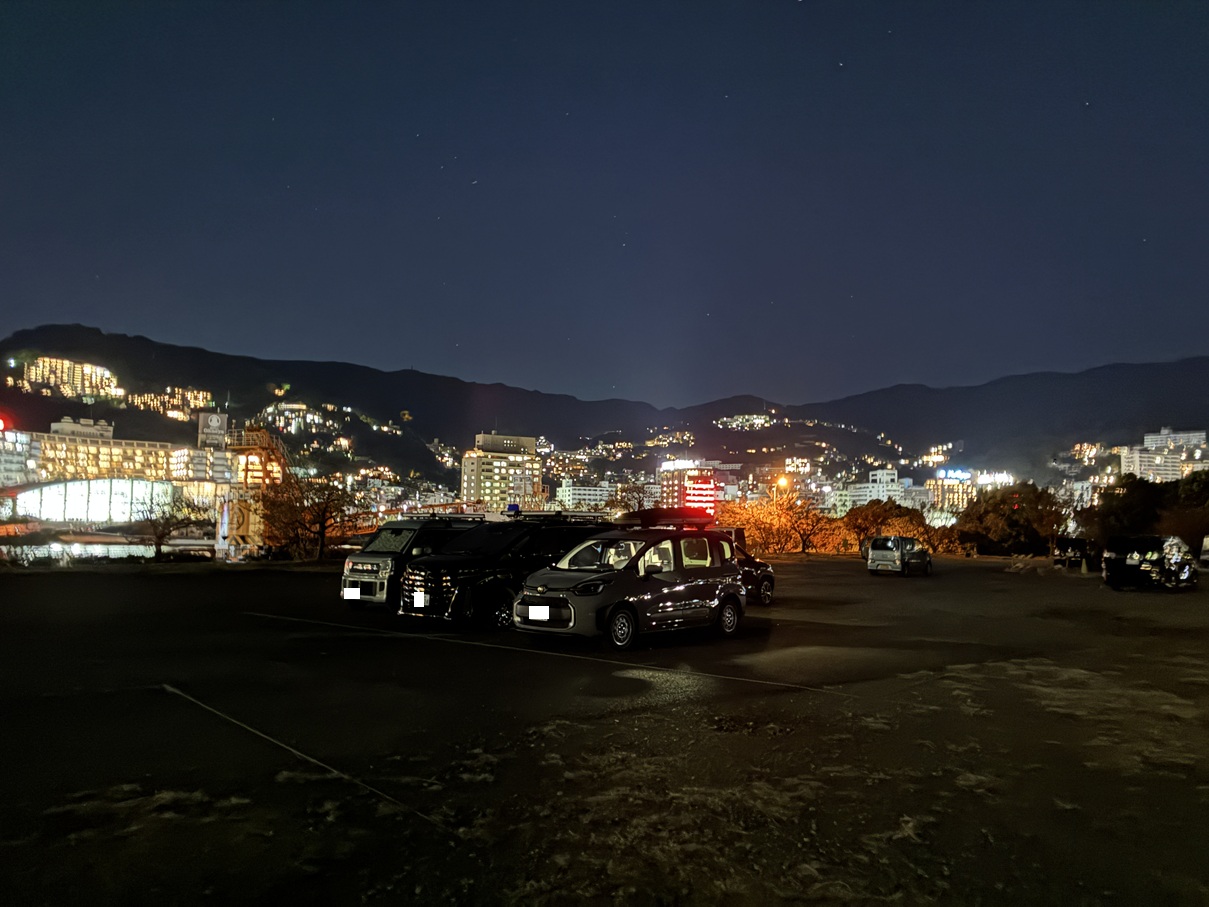 軽自動車のエブリィワゴンで行く「熱海港海釣り施設駐車場」車中泊